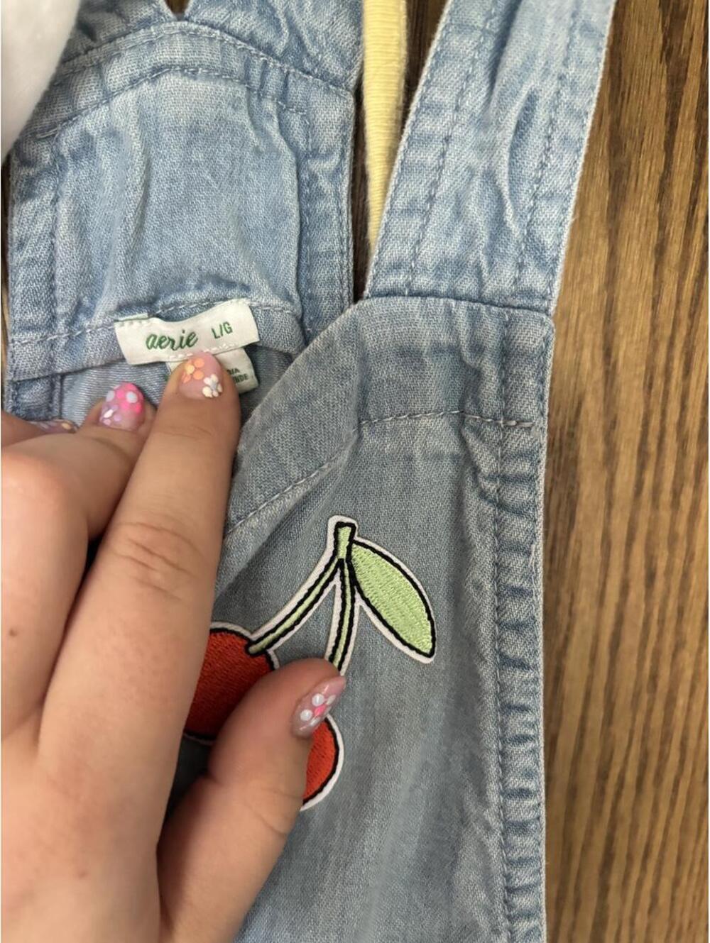 Size L - Picture 2 of 2